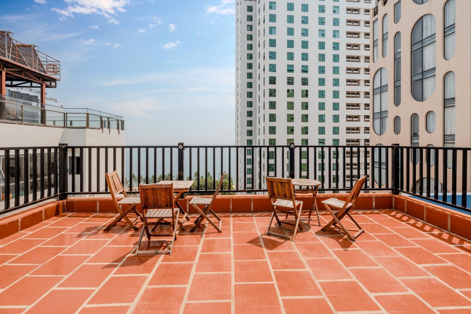 Bidv Beach Hotel Нячанг Экстерьер фото